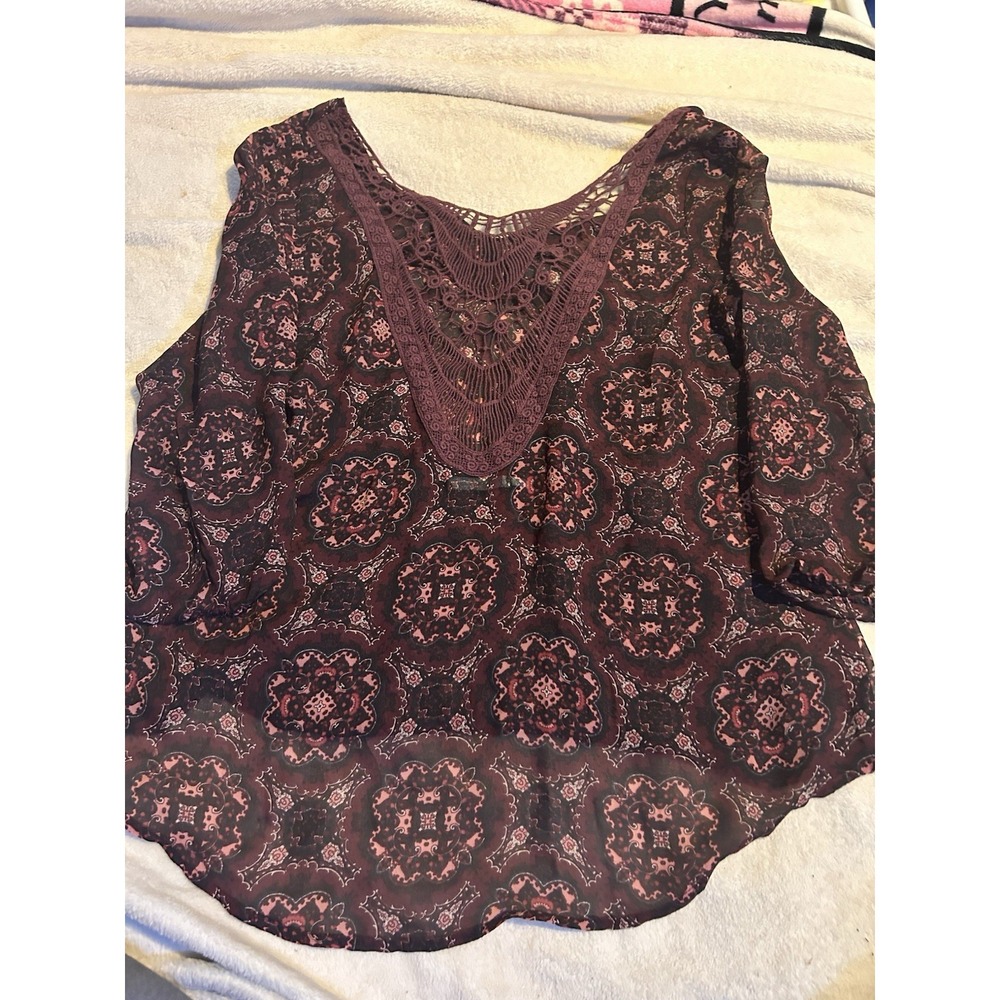 Maurices Women Medium Boho Peasant Blouse Burgundy Pink Crochet Tassel Sheer Top